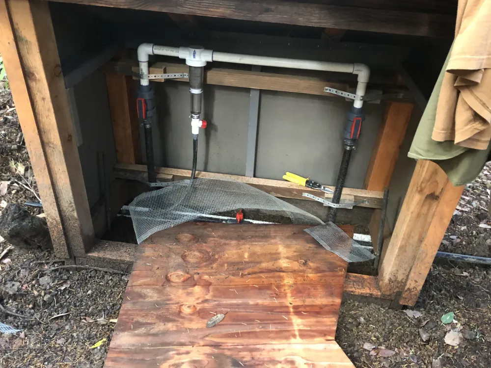 Water filter shed image